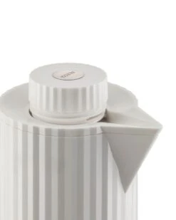 Alessi Plissé Thermosfles 1 Liter Kunststof Wit -Keukenbenodigdheden Winkel 0007 mdl12 w 04 300dpi 1250pxl