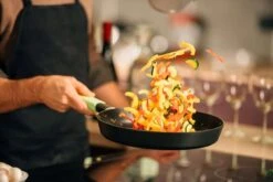 Gastrolux Squality Koekenpan Voor Inductie ø 24 Cm Aluminium Met Groene Greep 7 Gastrolux Squality Koekenpan Voor Inductie ø 24 Cm Aluminium Met Groene Greep -Keukenbenodigdheden Winkel koek 3