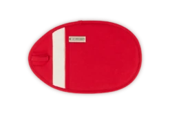 Le Creuset Pannenlap 31 X 21 Cm Textiel Kersrood 10 Le Creuset Pannenlap 31 X 21 Cm Textiel Kersrood -Keukenbenodigdheden Winkel lc 20201014 hl ps fs 95002700060000 003