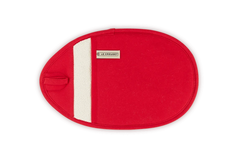 Le Creuset Pannenlap 31 X 21 Cm Textiel Kersrood 5 Le Creuset Pannenlap 31 X 21 Cm Textiel Kersrood - Afbeelding 3