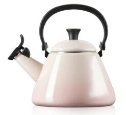 Le Creuset Kone Fluitketel 1,6 Liter Staal Shell Pink